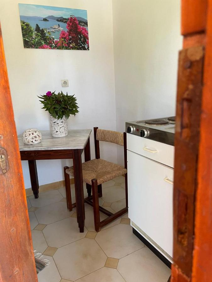 Appartement Studio Savvas à Melíkia Extérieur photo